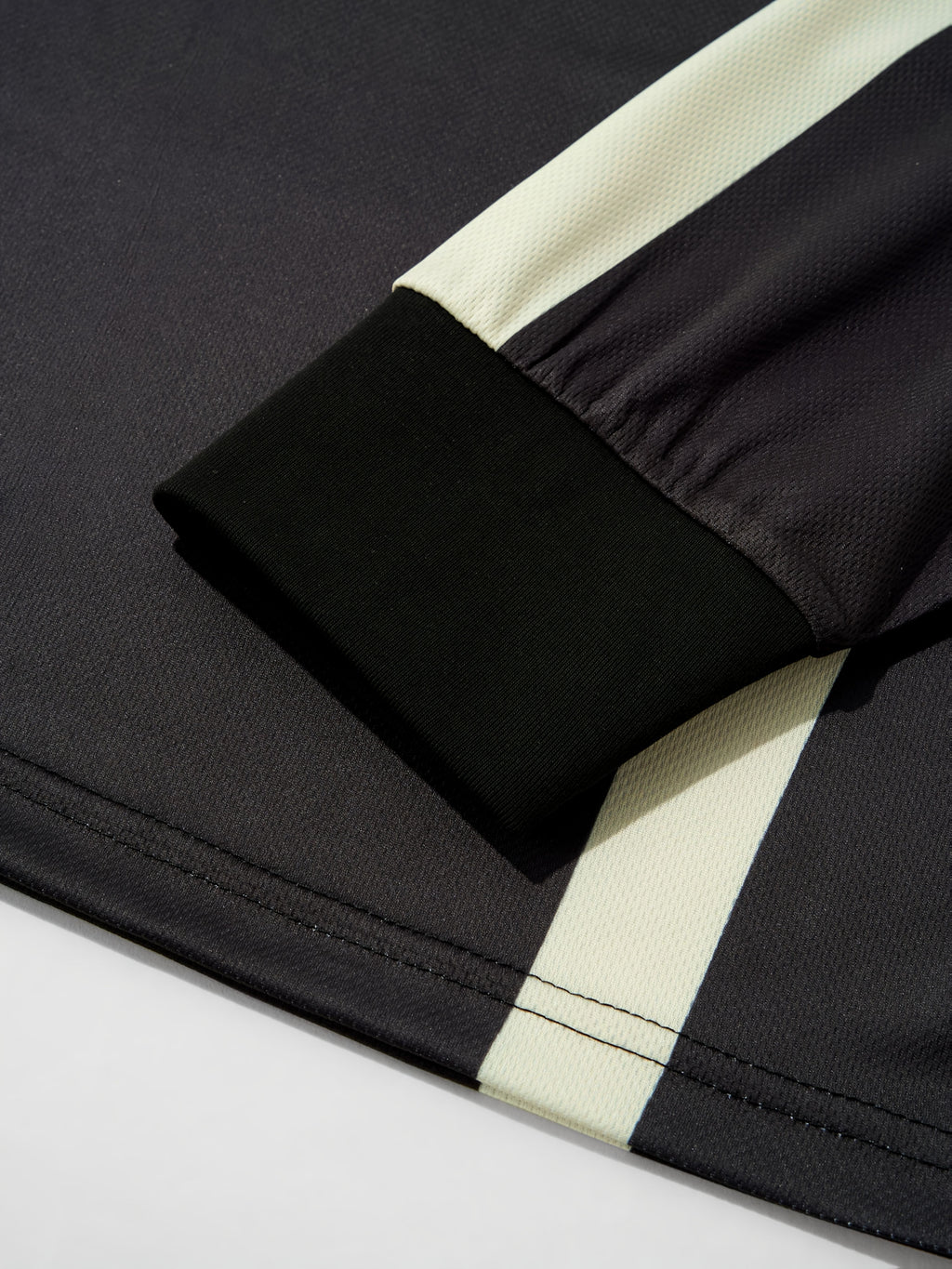 Men'S Casual Polyester Long Sleeve T-Shirt with "COMET" Print, Black & White Striped Design, Loose Fit, Sweetheart Neckline, Non-Stretch Fabric, Perfect for Spring, Summer, and Fall, Casual Wear | Sporty Casualwear | Polyeste