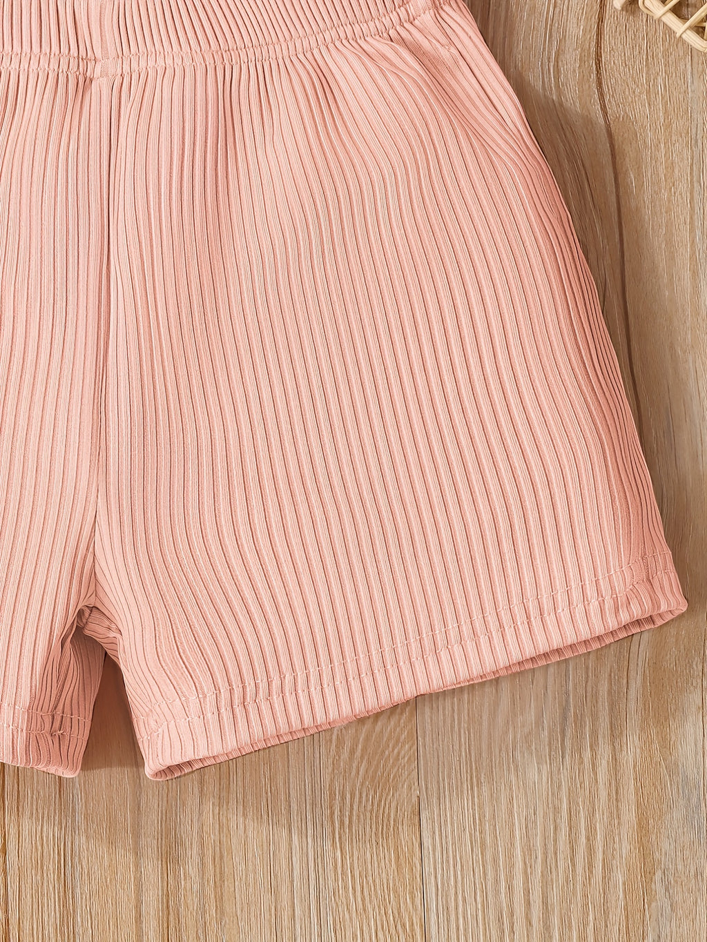 2pcs Toddler Girls Letter "MAMA'S MINI" Graphic Cami Top & Elastic Waist Shorts Set Kids Summer Outdoor Clothes