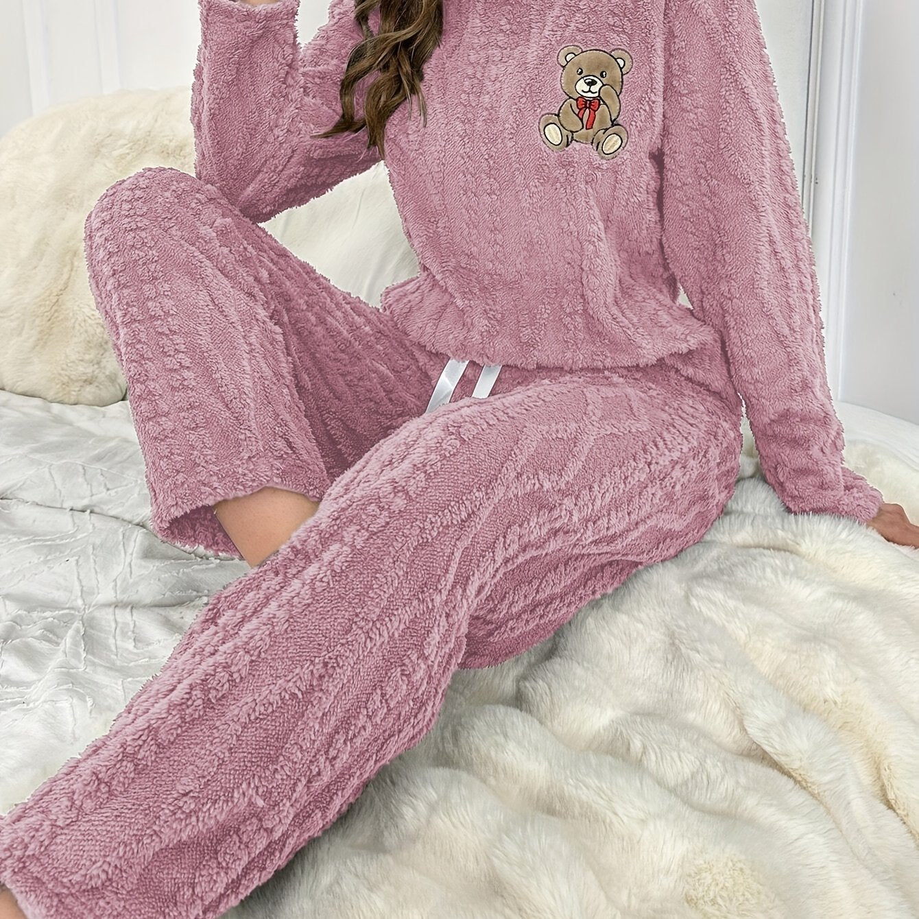 Autumn/Winter Plush  Set for Women - Thickened Coral Long Sleeve Top and Pants with Round Neck, Embroidered Jacquard Bear Design, Cute Casual Cartoon Warm Set, Comfortable