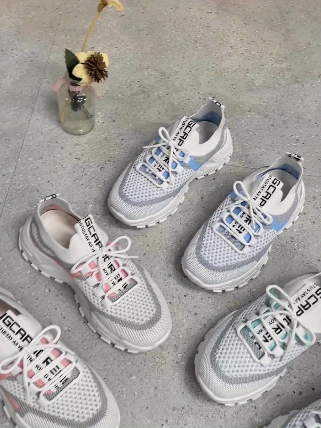 Women'S Color-Blocked Casual Sneakers, Breathable Lace-Up Running Shoes with Flying Woven Design, Stylish Mesh Platform Casual Footwear.