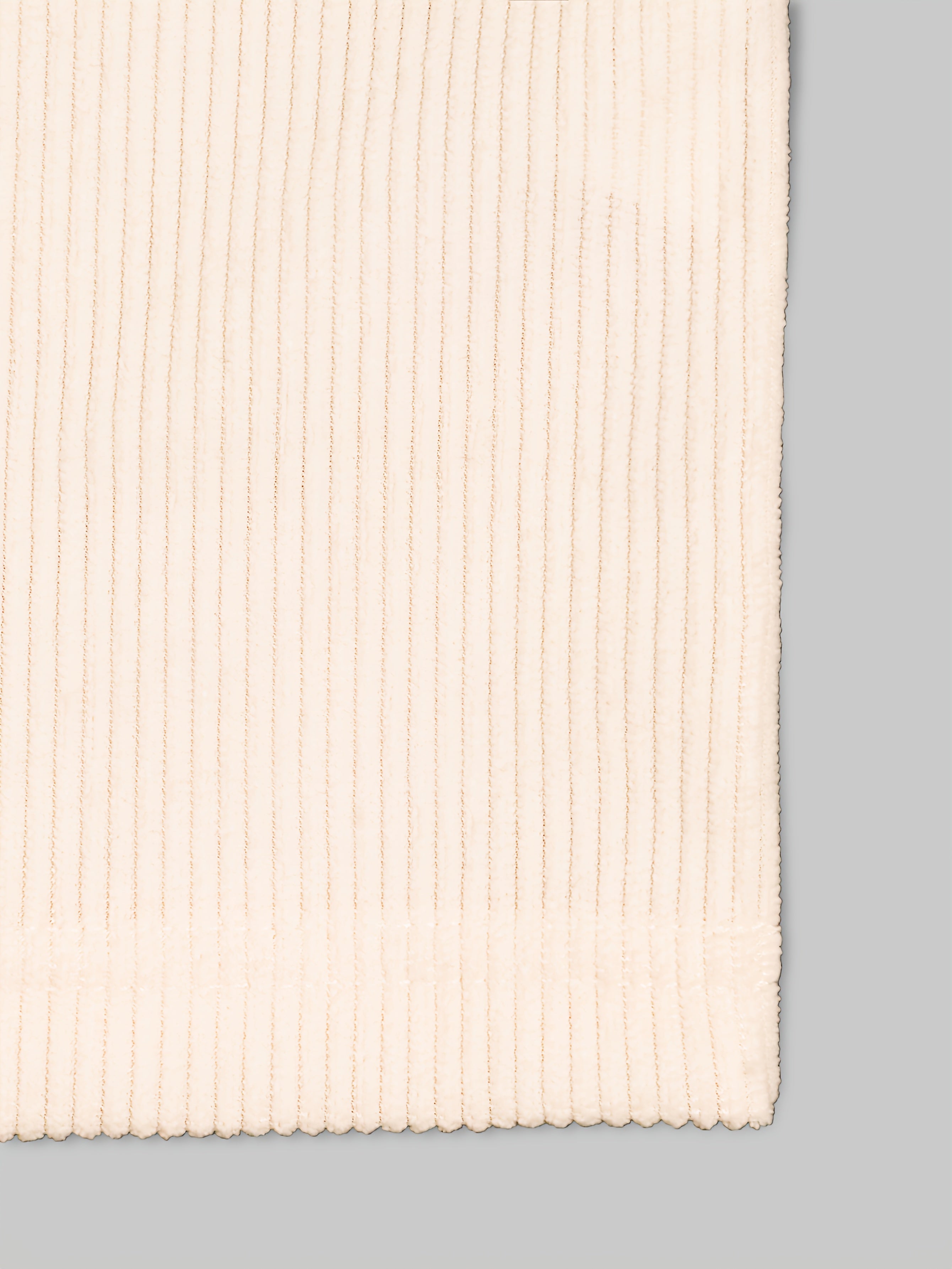 Pull ample pour homme, collection automne/hiver 2025, col rond, en maille, style sportswear décontracté.