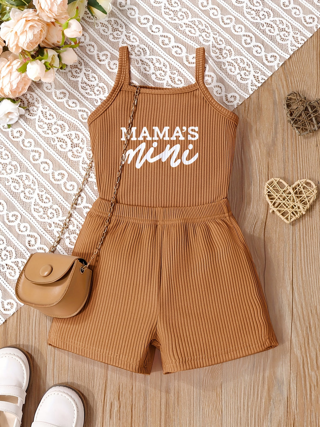 2pcs Toddler Girls Letter "MAMA'S MINI" Graphic Cami Top & Elastic Waist Shorts Set Kids Summer Outdoor Clothes