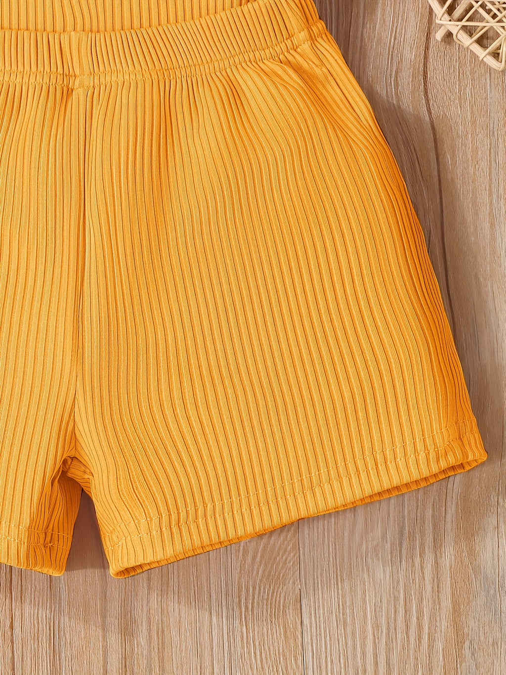 2pcs Toddler Girls Letter "MAMA'S MINI" Graphic Cami Top & Elastic Waist Shorts Set Kids Summer Outdoor Clothes