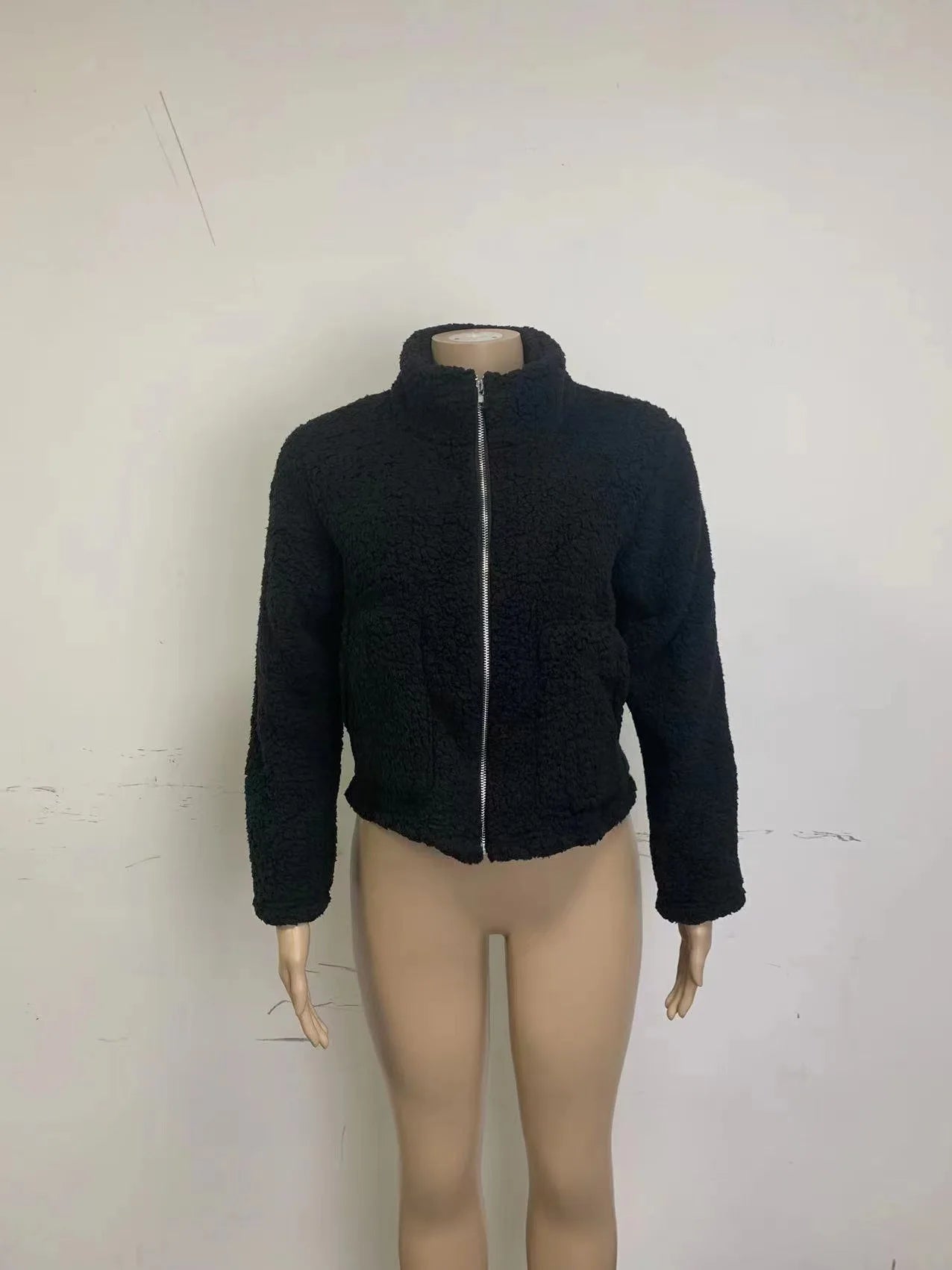 Casual stand up collar zipper pocket long sleeved Lamb Wool jacket autumn and winter women's fashionable warm short solid coat