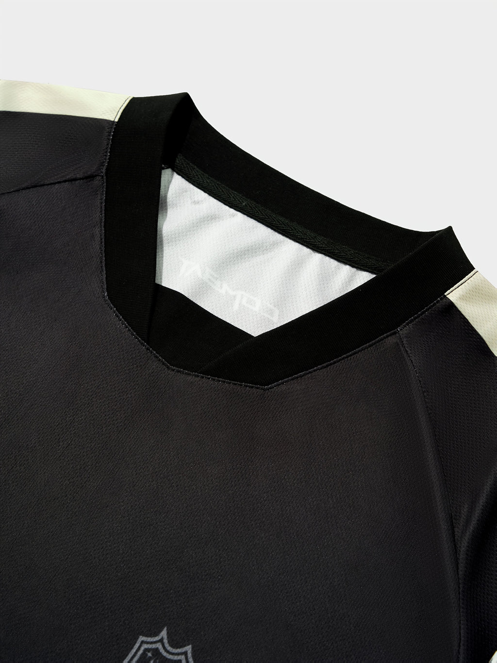 Men'S Casual Polyester Long Sleeve T-Shirt with "COMET" Print, Black & White Striped Design, Loose Fit, Sweetheart Neckline, Non-Stretch Fabric, Perfect for Spring, Summer, and Fall, Casual Wear | Sporty Casualwear | Polyeste