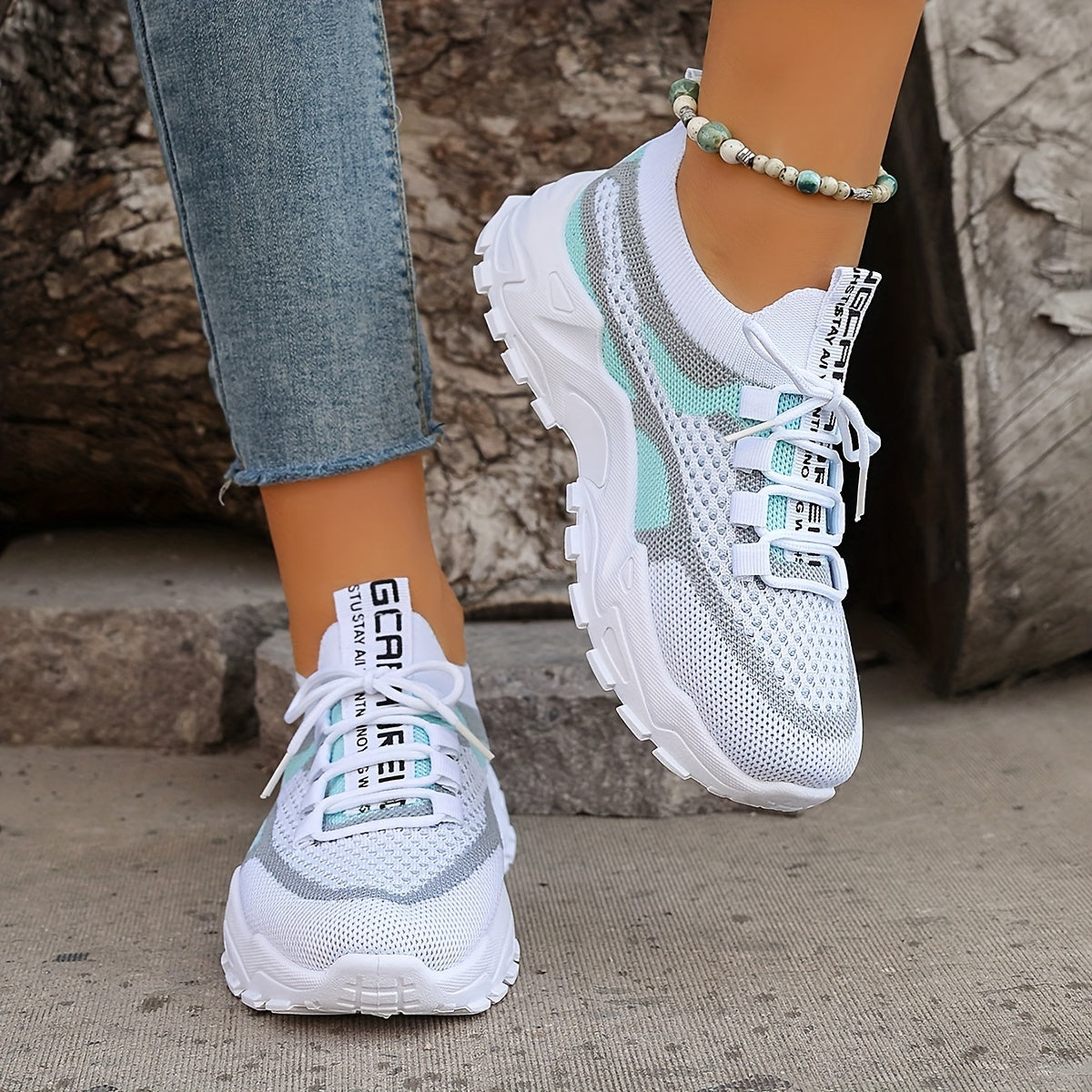 Women'S Color-Blocked Casual Sneakers, Breathable Lace-Up Running Shoes with Flying Woven Design, Stylish Mesh Platform Casual Footwear.