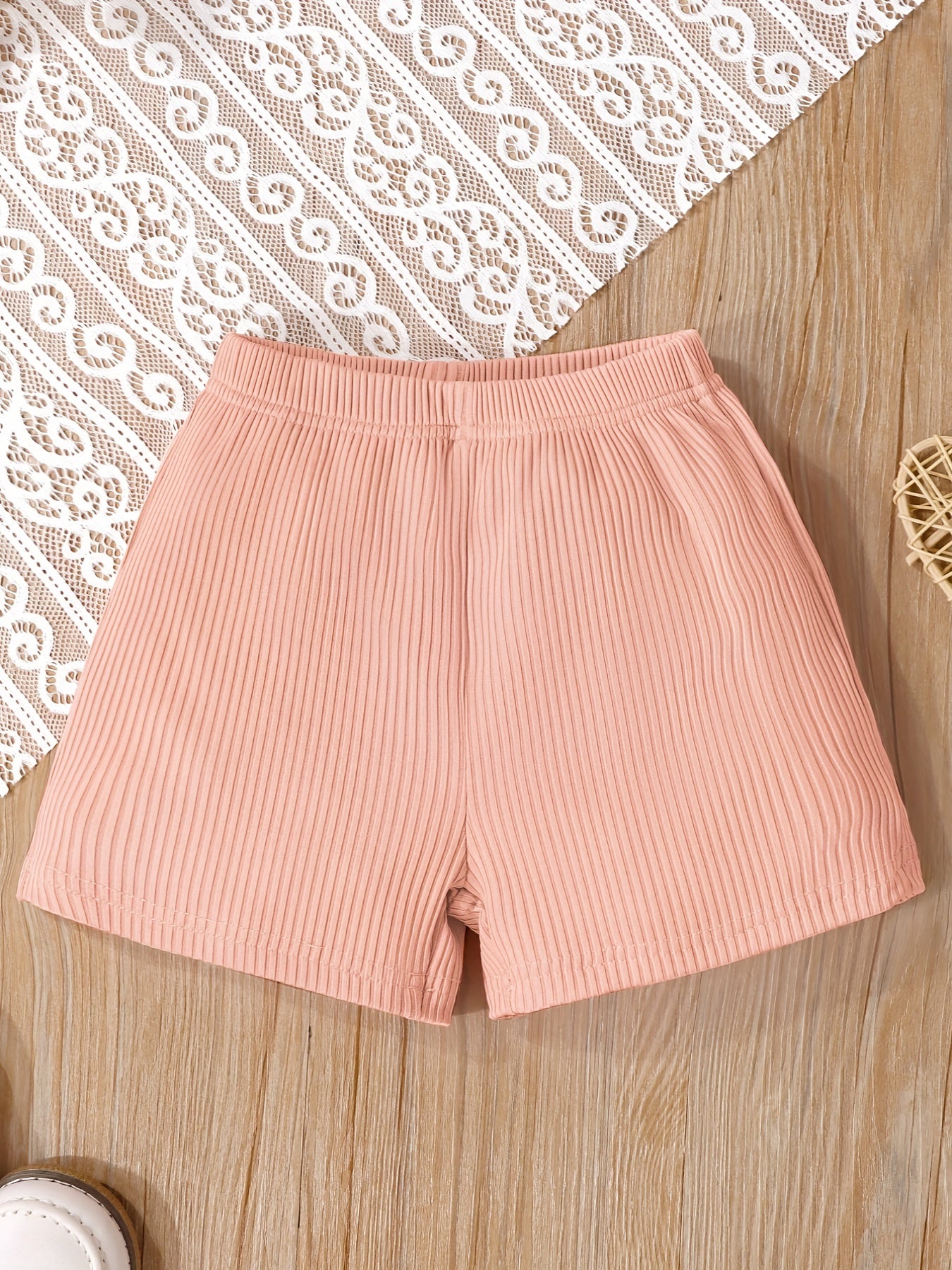 2pcs Toddler Girls Letter "MAMA'S MINI" Graphic Cami Top & Elastic Waist Shorts Set Kids Summer Outdoor Clothes