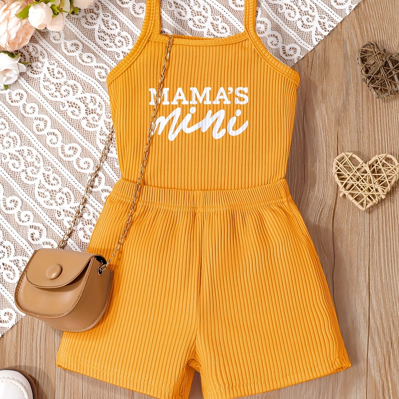 2pcs Toddler Girls Letter "MAMA'S MINI" Graphic Cami Top & Elastic Waist Shorts Set Kids Summer Outdoor Clothes