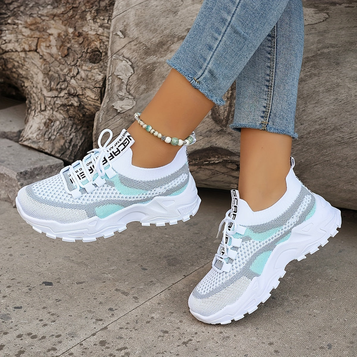 Women'S Color-Blocked Casual Sneakers, Breathable Lace-Up Running Shoes with Flying Woven Design, Stylish Mesh Platform Casual Footwear.
